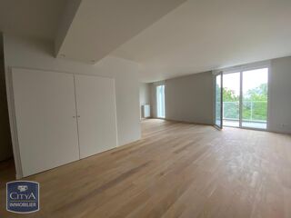  Appartement � louer 3 pi�ces 89 m�