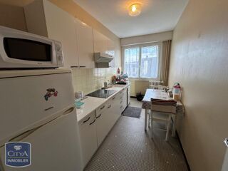 Appartement à louer 1 pièce 28 m²