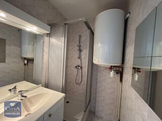  Appartement à louer 3 pièces 63 m²