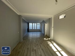  Maison à louer 5 pièces 160 m²