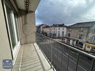  Appartement à louer 3 pièces 68 m²
