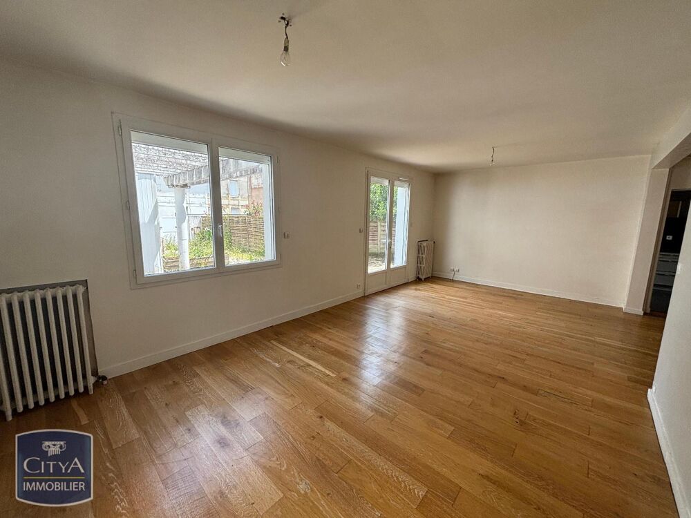 EXCLUSIVITÉ - MAISON DE 4 PIÈCES AVEC PETIT JARDIN CLOS.....