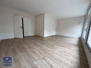  Appartement à louer 3 pièces 78 m²