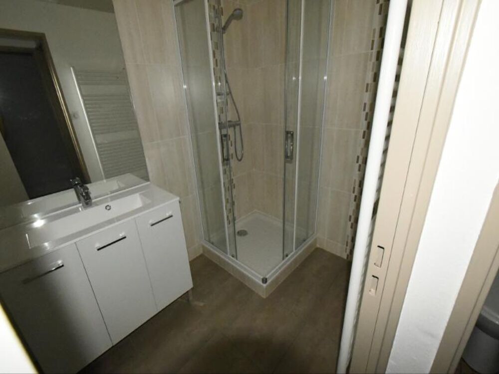 Nous vous proposons à la location un superbe appartement....