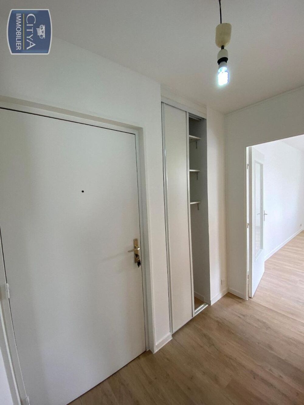 location Appartement - 2 pièce(s) - 46 m² Noisy-le-Grand (93160)