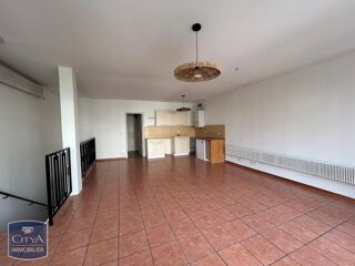  Appartement à louer 3 pièces 72 m²