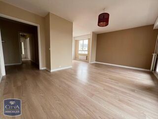  Appartement � louer 3 pi�ces 77 m�