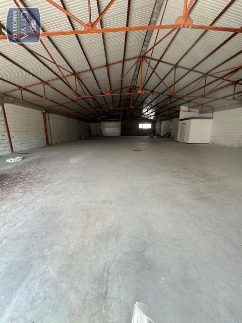   Location / Local Commercial - 560 m² 