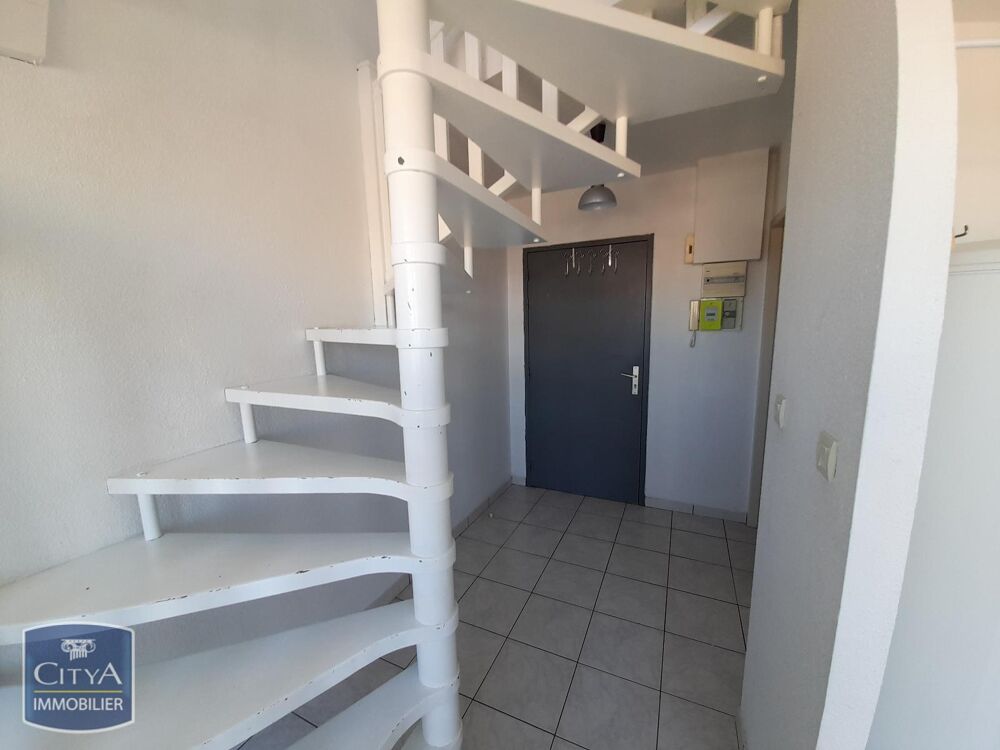 EXCLUSIVITÉ - APPARTEMENT 2 PIÈCES AVEC BALCON En locati....