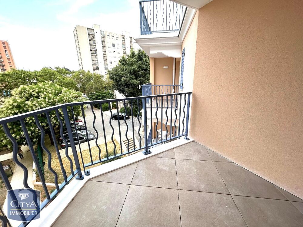 location Appartement - 2 pièce(s) - 38 m² Port-de-Bouc (13110)