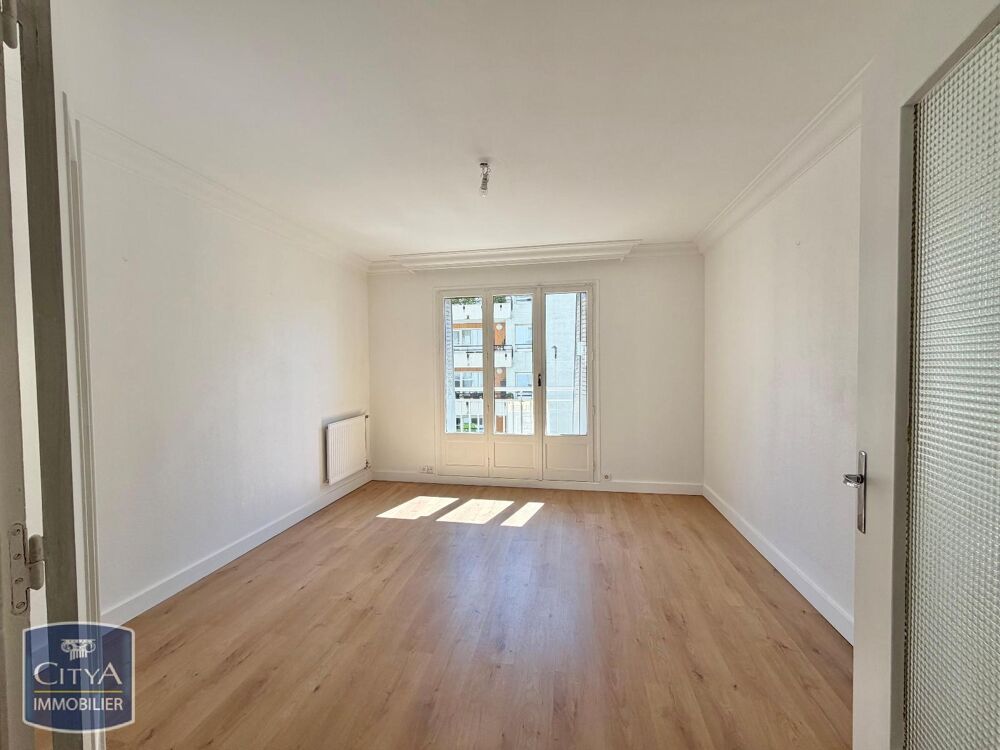 À LOUER : Appartement T3 situé à Grenoble. Avec une cave....