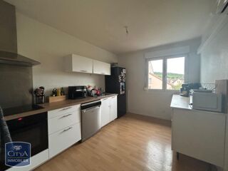  Appartement à louer 6 pièces 108 m²