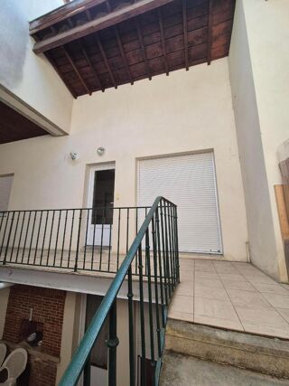  Appartement à louer 2 pièces 33 m²