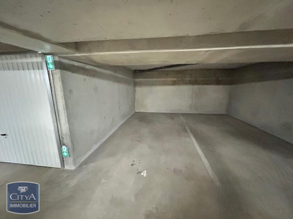 location Parking / Garage Villefranche-sur-Saône (69400)
