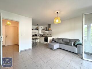  Appartement à louer 2 pièces 43 m²