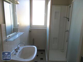  Appartement à louer 3 pièces 57 m²