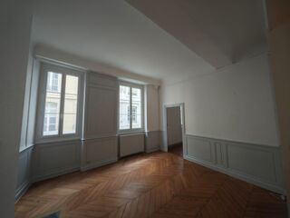 location Appartement - 3 pièce(s) - 63 m² Chalon-sur-Saône (71100)