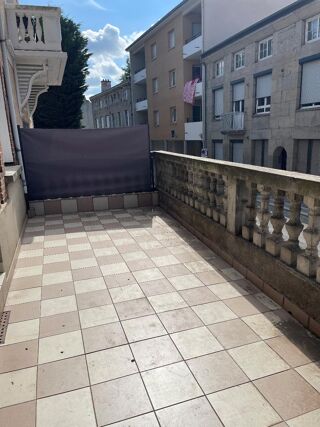  Appartement � louer 3 pi�ces 77 m�