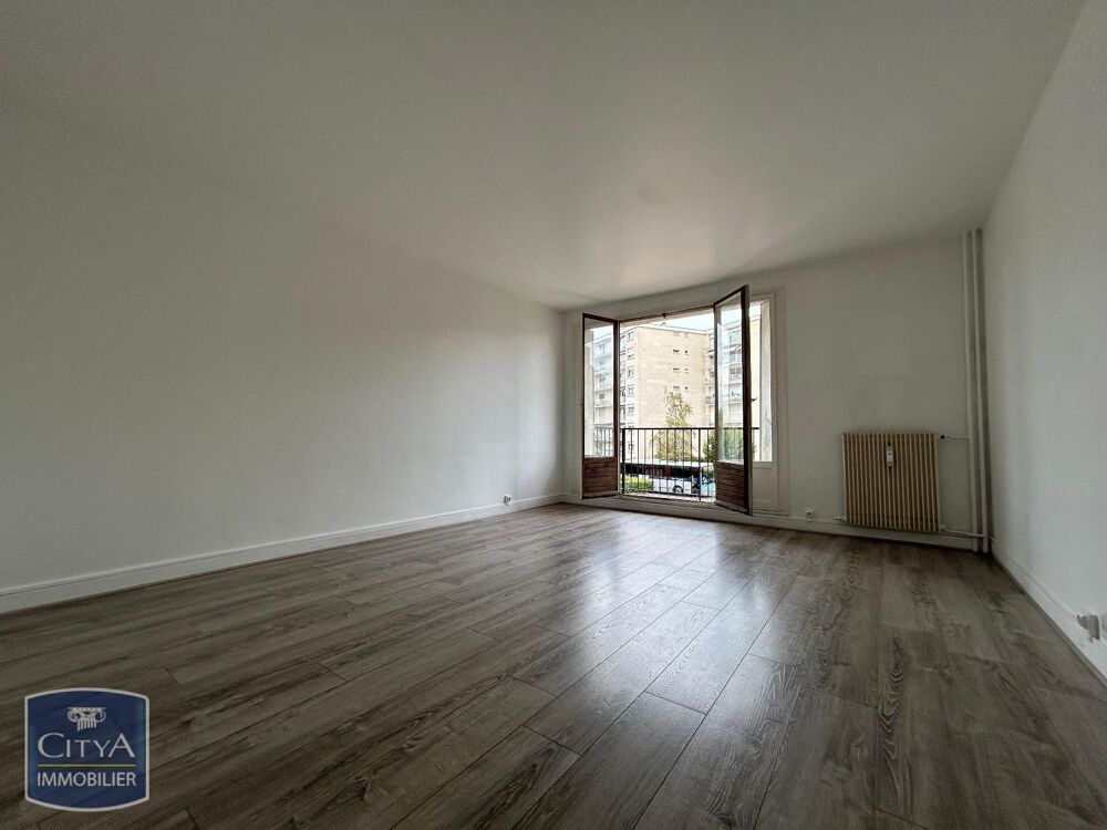 location Appartement - 3 pièce(s) - 77 m² Rambouillet (78120)