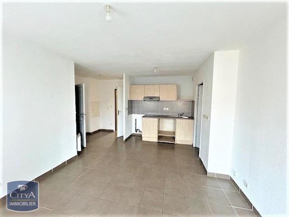 location Appartement - 3 pièce(s) - 55 m² La Seyne-sur-Mer (83500)