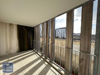 location Appartement - 3 pièce(s) - 70 m² Bordeaux (33300)