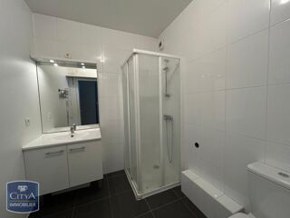  Appartement à louer 1 pièce 28 m²