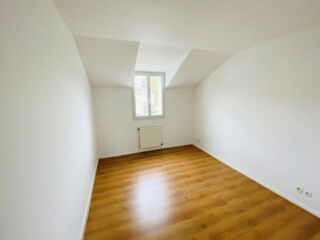  Appartement � louer 4 pi�ces 84 m� Charnay les macon