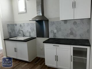  Appartement à louer 2 pièces 32 m²