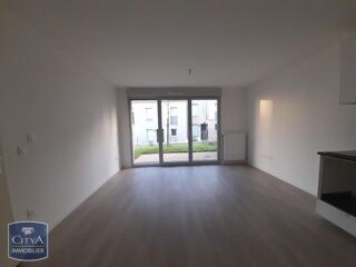  Appartement à louer 3 pièces 56 m²