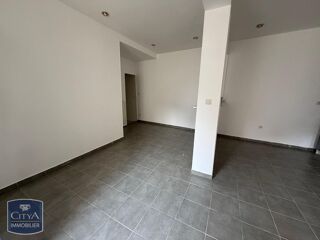  Appartement à louer 3 pièces 55 m²