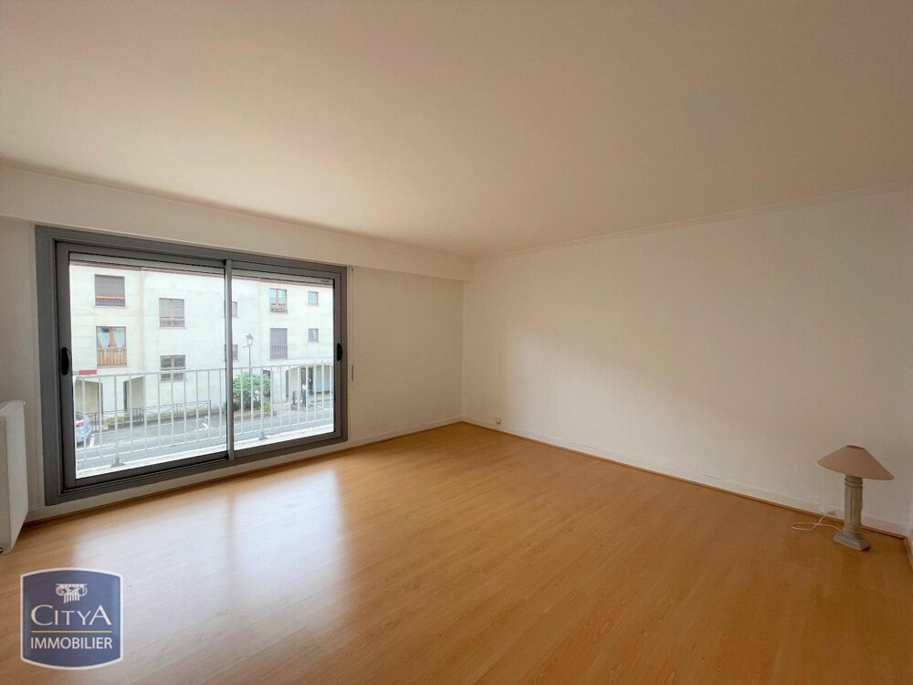 location Appartement - 3 pièce(s) - 66 m² Rambouillet (78120)