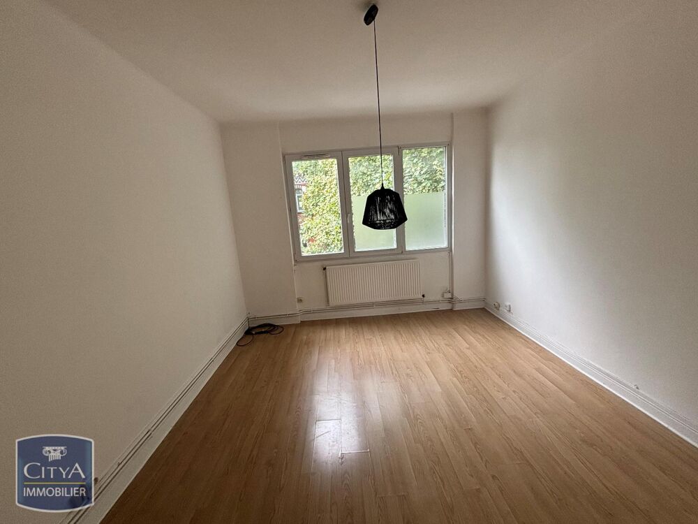 À LOUER : Appartement ancien T3 situé dans la charmante ....