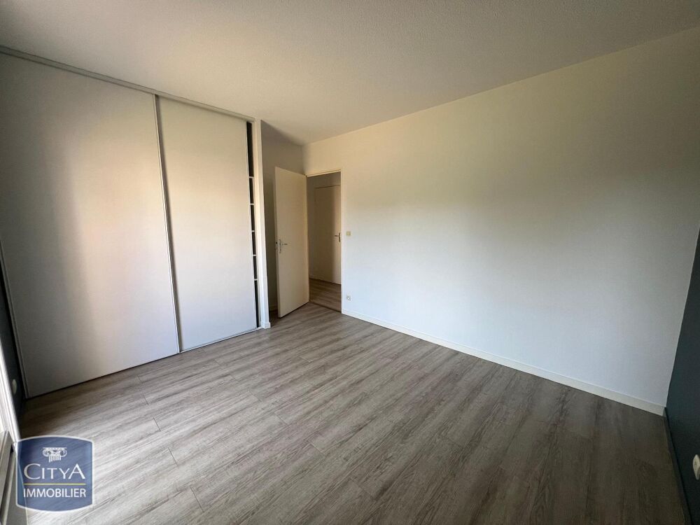 location Appartement - 3 pièce(s) - 62 m² Saint-Michel (16470)