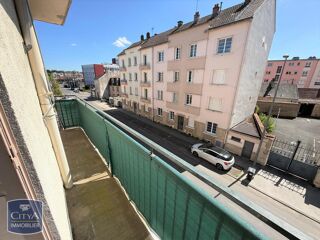  Appartement à louer 3 pièces 82 m²