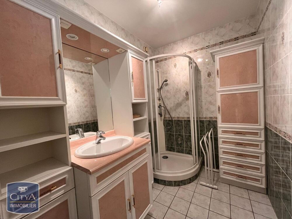 location Appartement - 4 pièce(s) - 97 m² Laval (53000)