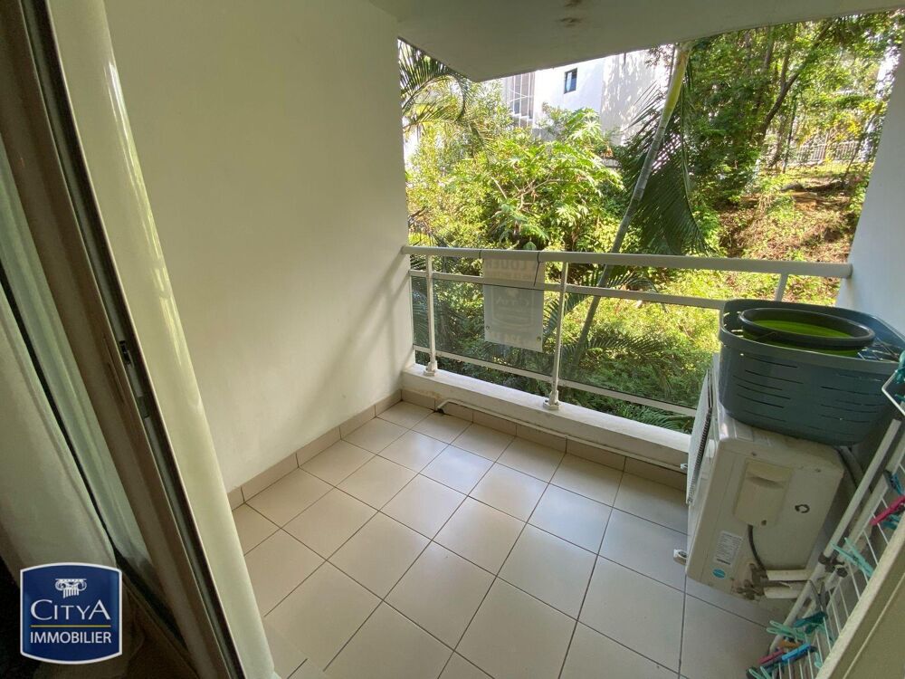 location Appartement - 3 pièce(s) - 49 m² Sainte-Clotilde (97490)