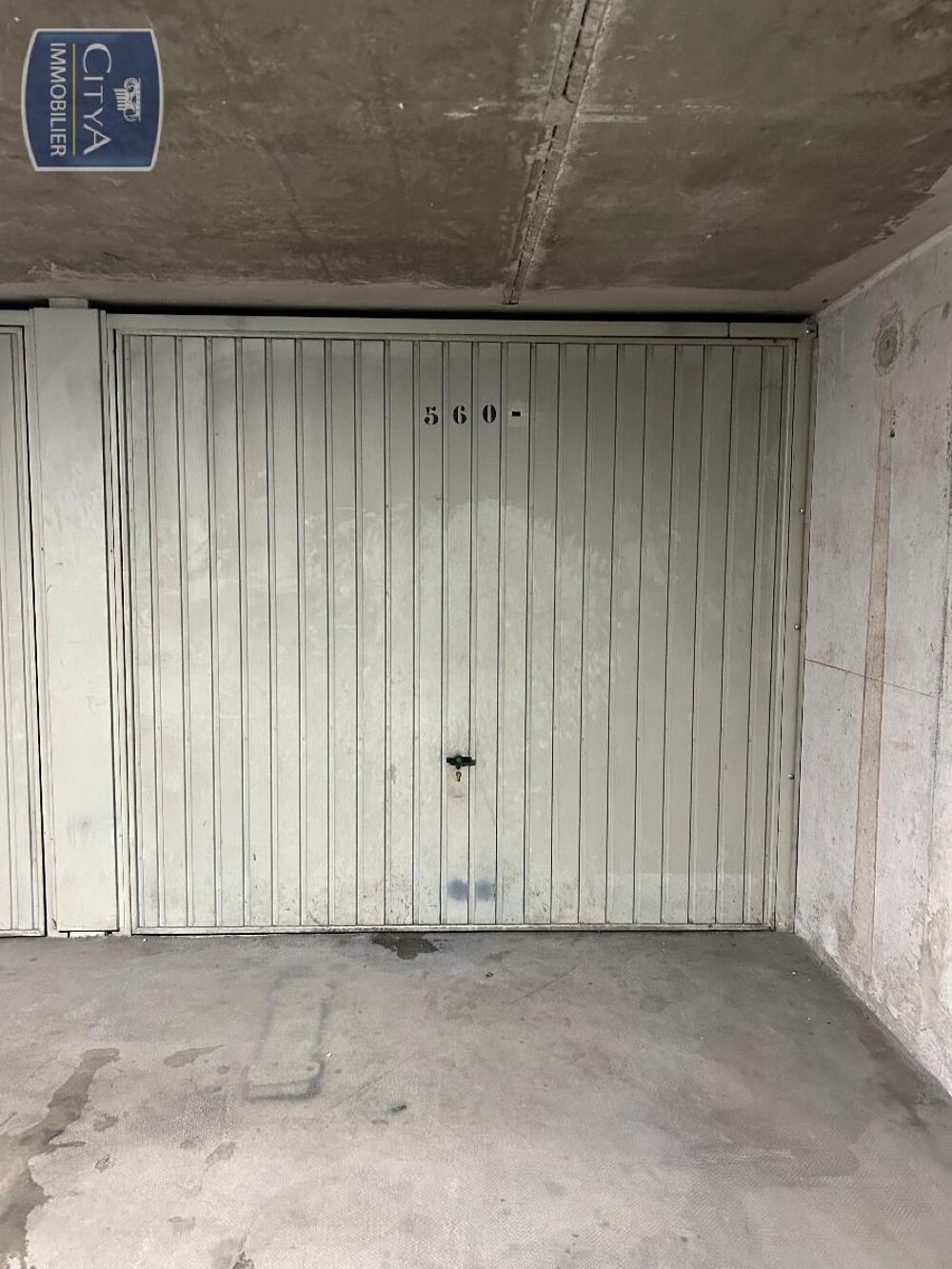 location Parking / Garage Fréjus (83600)