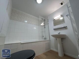  Appartement à louer 1 pièce 32 m²