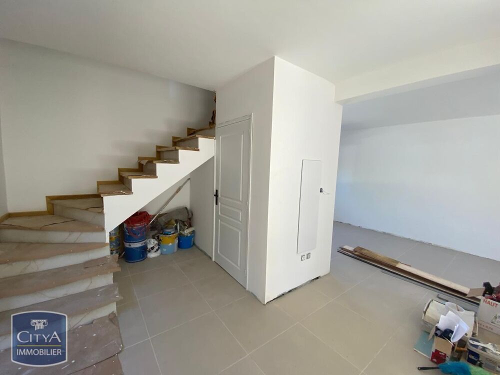 location Maison - 4 pièce(s) - 90 m² Bois de Nèfles Saint Paul (97411)