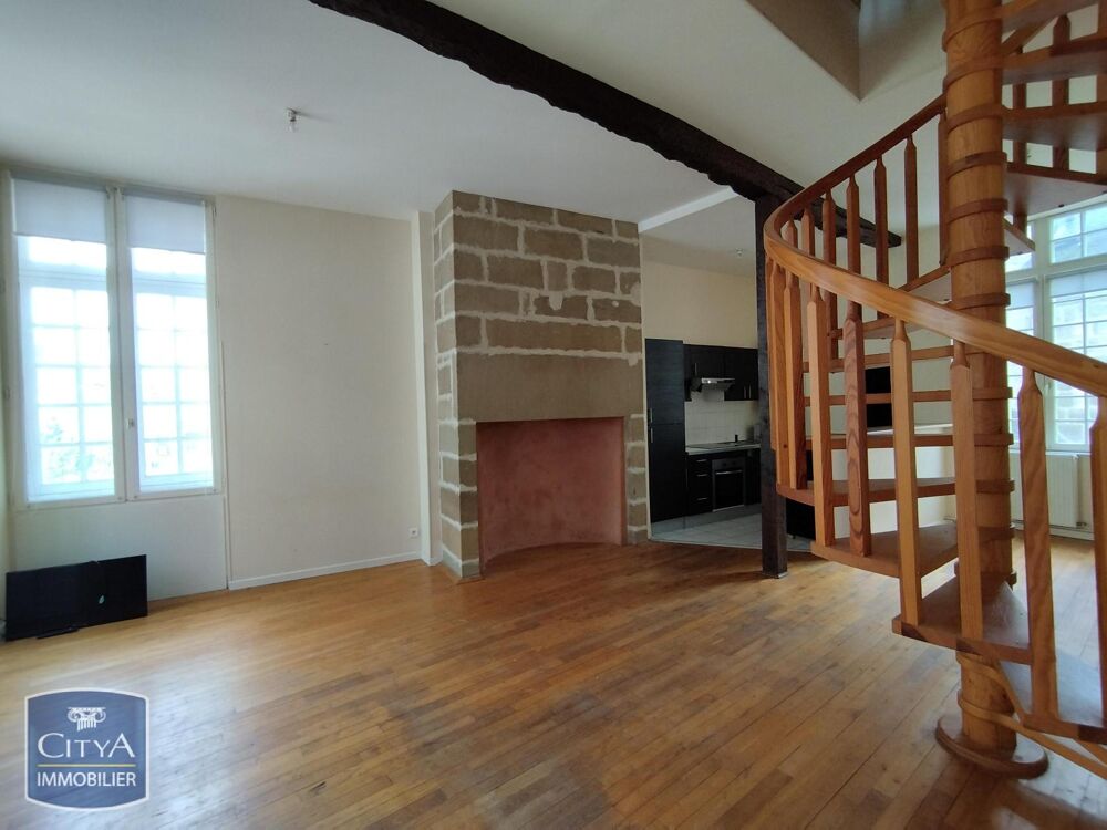 À LOUER CENTRE VILLE : Appartement T4 en duplex situé à ....