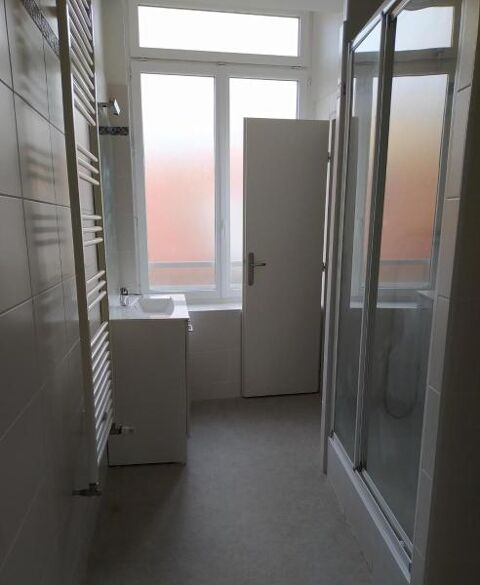  Appartement � louer 4 pi�ces 90 m�