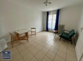  Appartement à louer 2 pièces 38 m²