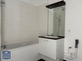  Appartement à louer 3 pièces 59 m²