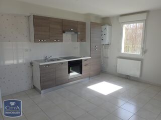  Appartement à louer 4 pièces 67 m²