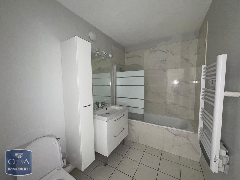 location Appartement - 2 pièce(s) - 55 m² Lucé (28110)