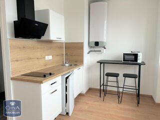  Appartement à louer 1 pièce 28 m²