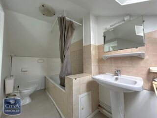  Appartement à louer 2 pièces 28 m²
