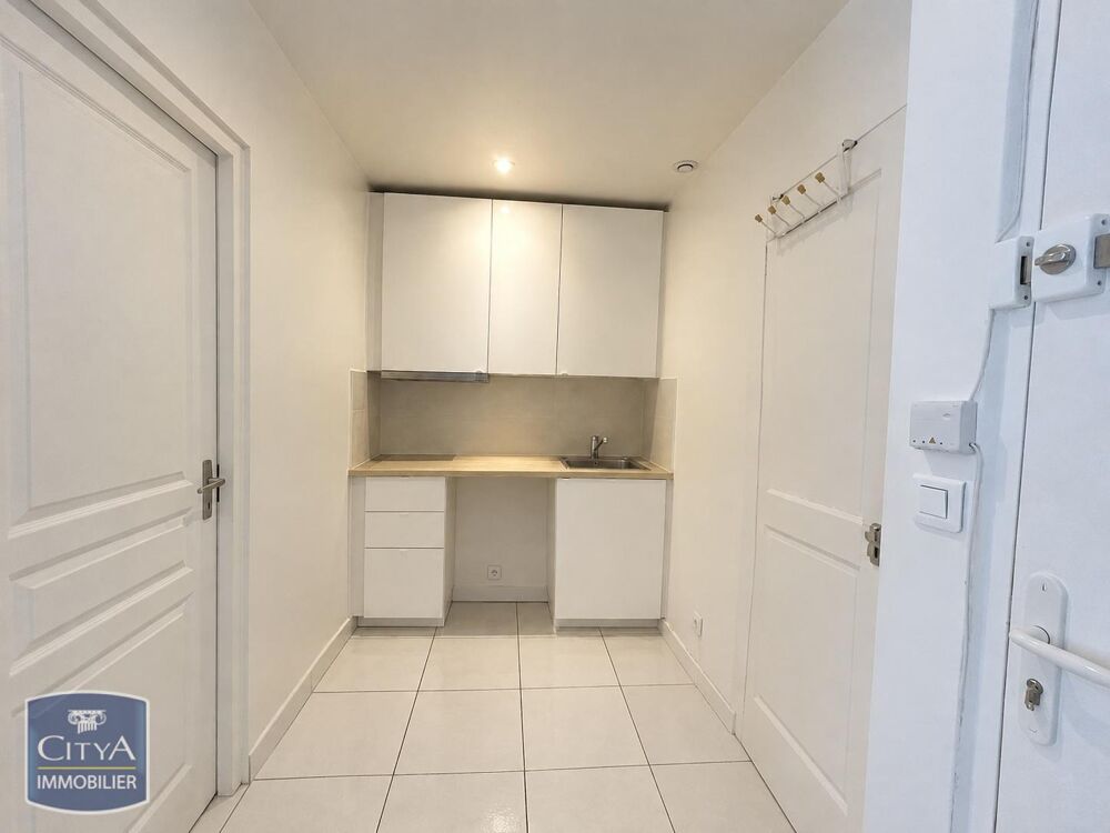location Appartement - 1 pièce(s) - 27 m² Toulon (83000)