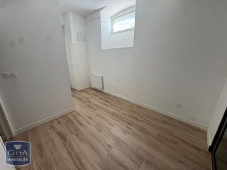  Appartement � louer 2 pi�ces 75 m�