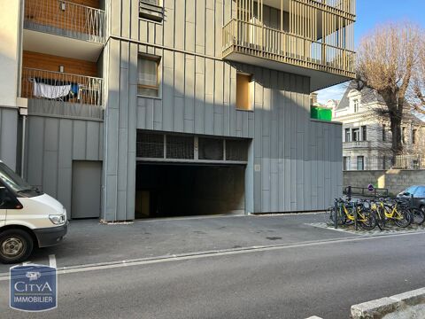  Parking / Garage � louer 